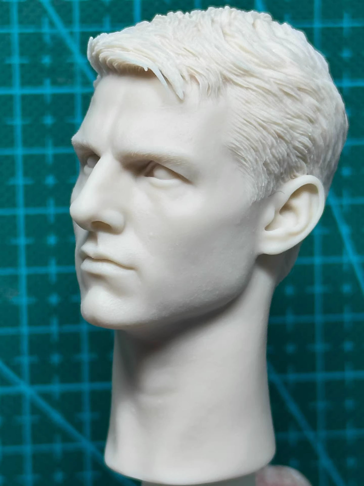 Tom Cruise Top Gun 1/6 scale unpainted head sculpt