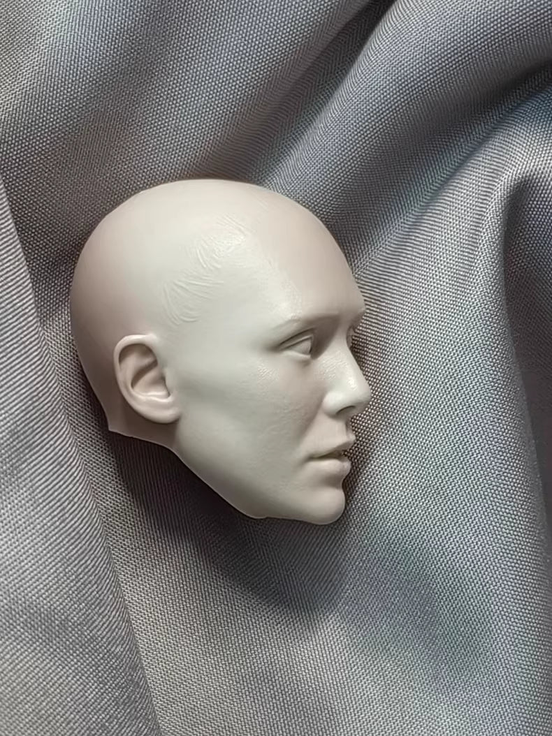 Elizabeth Olsen Scarlet Witch 1/6 scale unpainted head sculpt