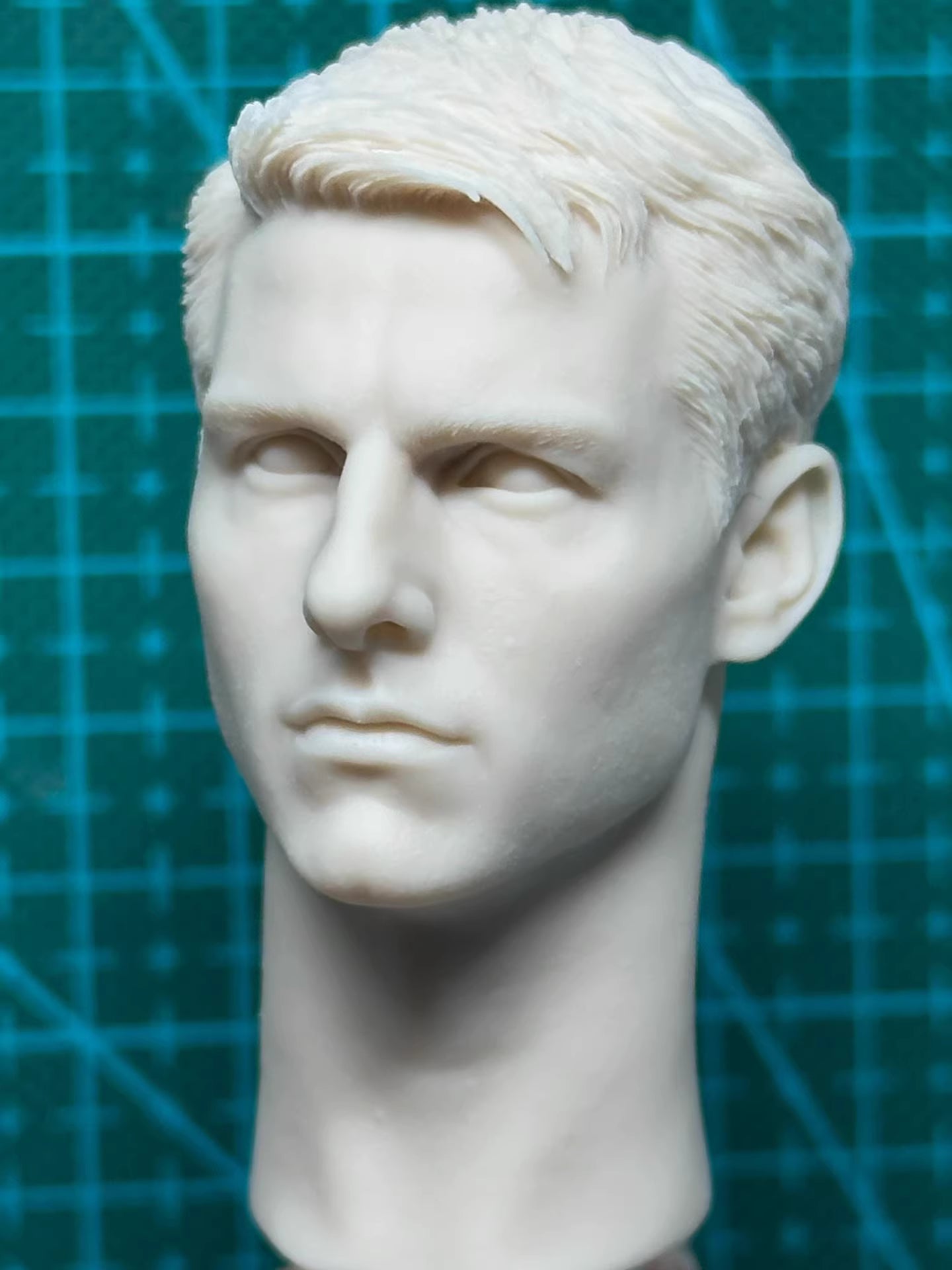 Tom Cruise Top Gun 1/6 scale unpainted head sculpt