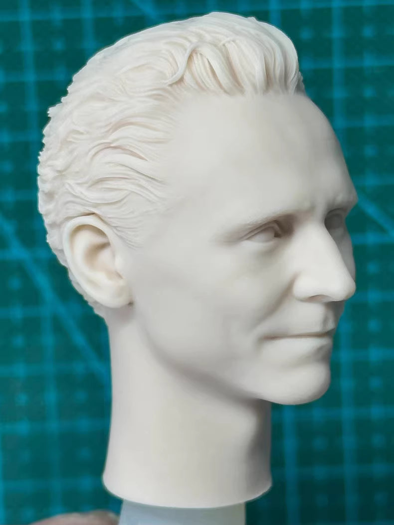 Tom Hiddleston 1/6 scale unpainted head sculpt